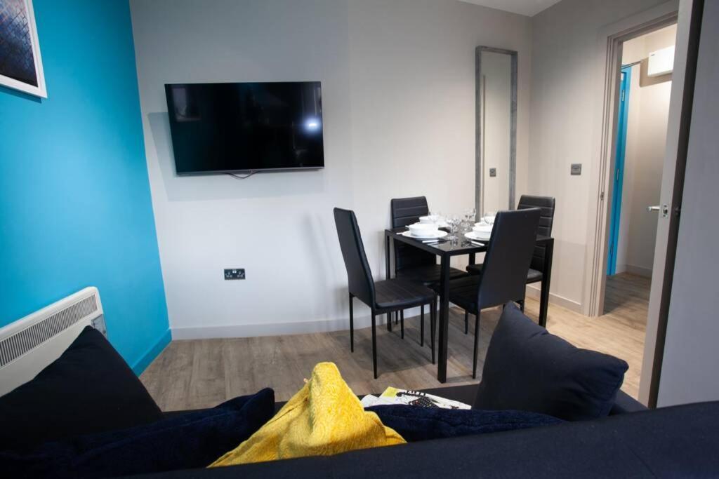 Stylish Central Location 2Bd Apartment Wigan Exterior foto
